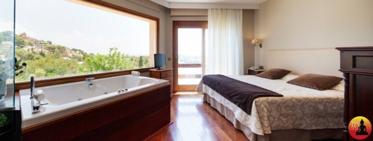 Roger_VillaSlider-18-1140x430