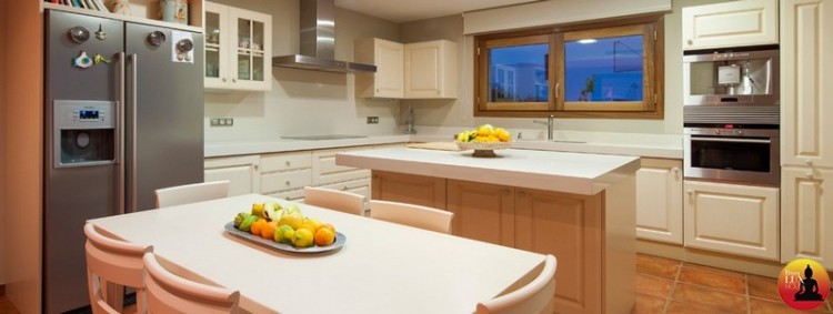 Roger_VillaSlider-5-1140x430