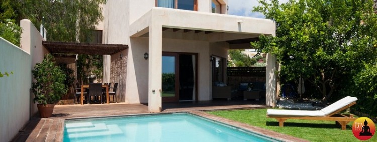 Roger_VillaSlider-6-1140x430