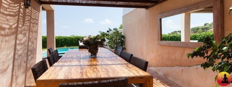 Roger_VillaSlider-7-1140x430