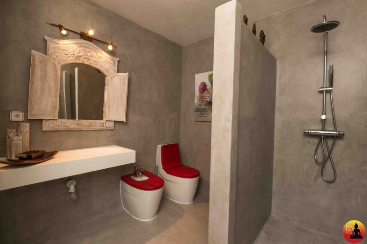 bathroom2a