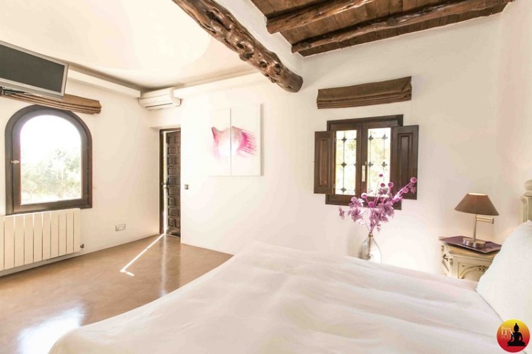 bedroom5c